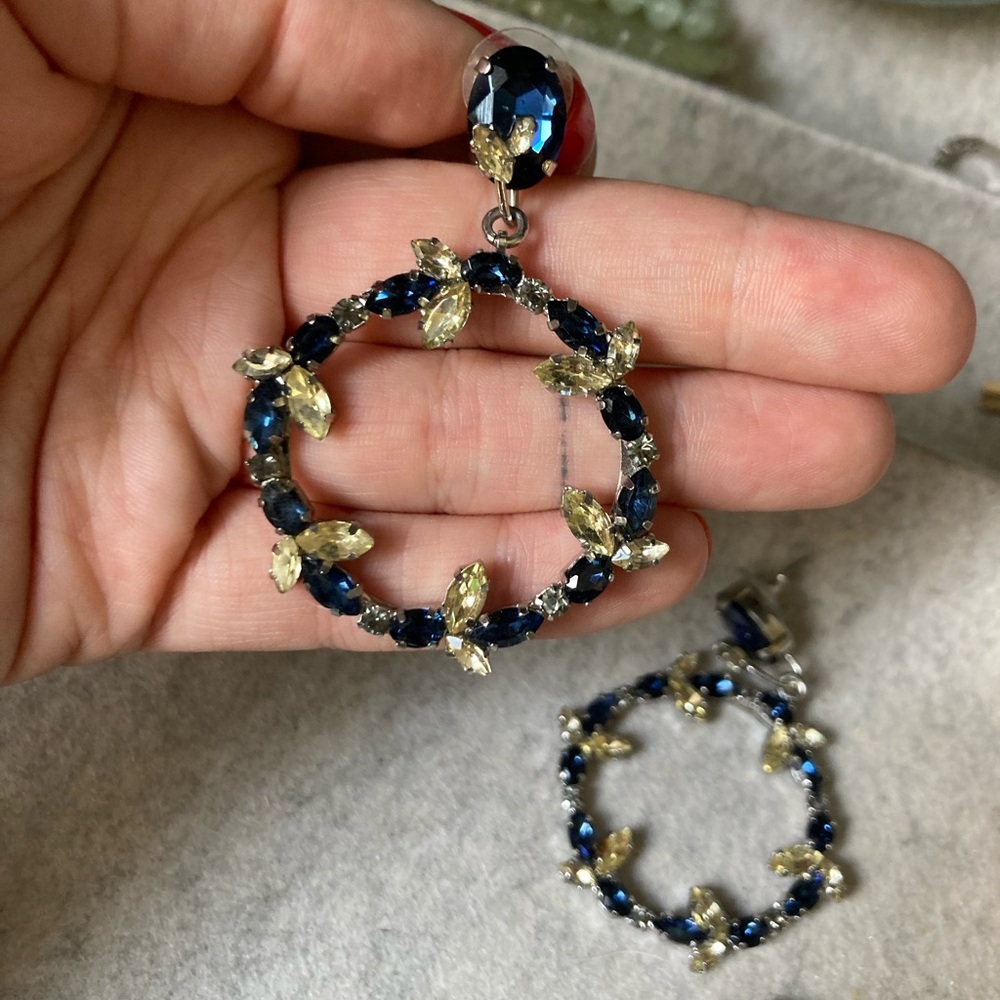 New Gorgeous blue hoop earrings